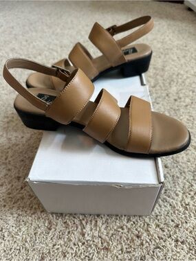 Bijou Sandals, Women’s size 8